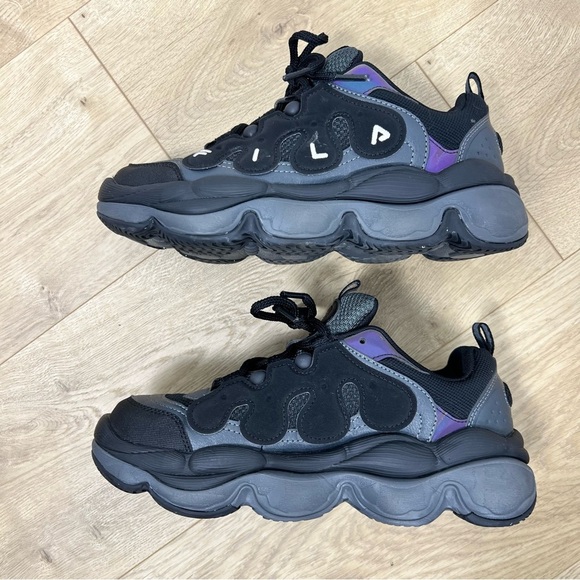 Other - Fila Pease Chunky Sneakers Trainers Mens Size 8.5 Black Iridescent Purple